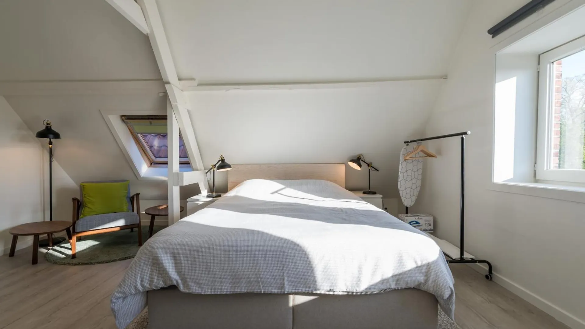 Well Thirteen By Romy&Travis Bruges Séjour chez l'habitant