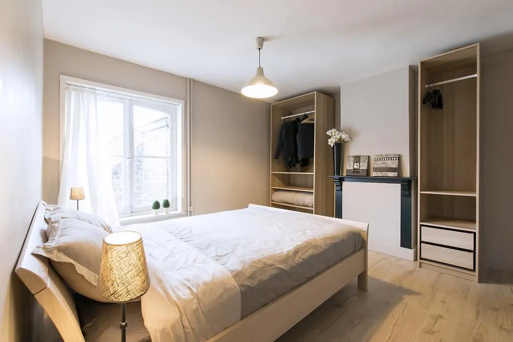 Well Thirteen By Romy&Travis Bruges Belgique